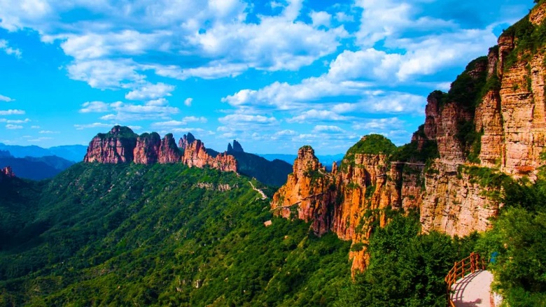 登山免门票啦！东太行景区首届“云端踏春”活动即将启幕！  第1张