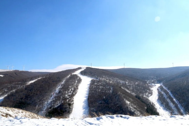 长城岭滑雪场