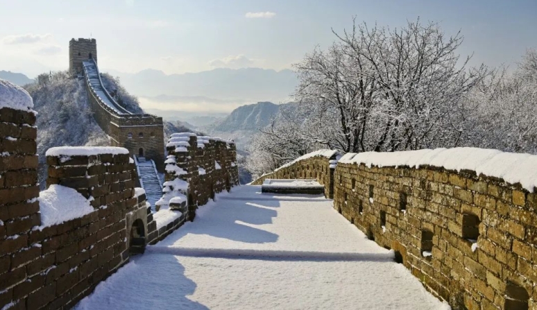 云雾缥缈，雪景如画，这样的金山岭你见过吗？  第2张