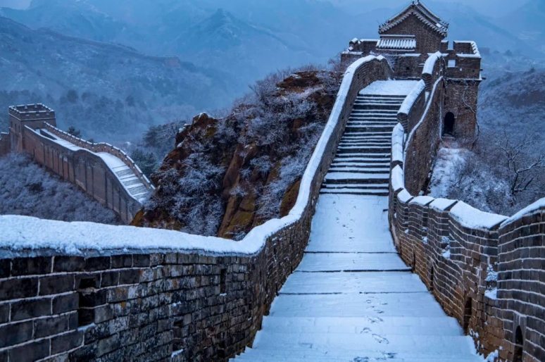 云雾缥缈，雪景如画，这样的金山岭你见过吗？  第4张